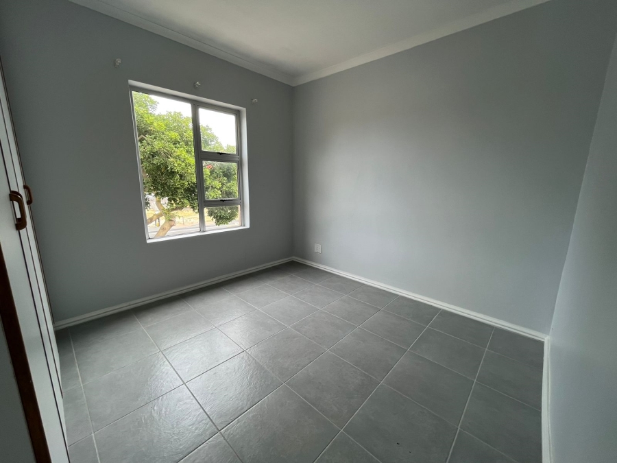 2 Bedroom Property for Sale in Parklands Western Cape